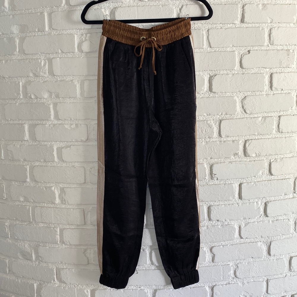 ZARA JOGGERS